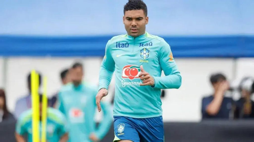 Casemiro avalia preparação para Copa: 'Estamos um pouco atrás'