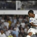 Ex-Santos sofre atentado a tiros no Equador