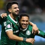 Gêmeas palmeirenses viralizam com música para Flaco López e Vitor Roque