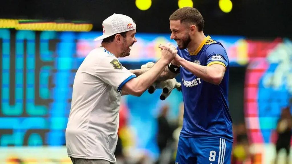 Grande sucesso entre os mais jovens, a Kings League Brasil, com a Kings Cup, chega nesta segunda-feira (27) com os jogos da quarta rodada.