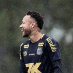 Neymar deve ser relacionado e pode jogar contra o Fortaleza