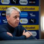 Tiago Nunes leva LDU a semifinal da Liberta após 17 anos