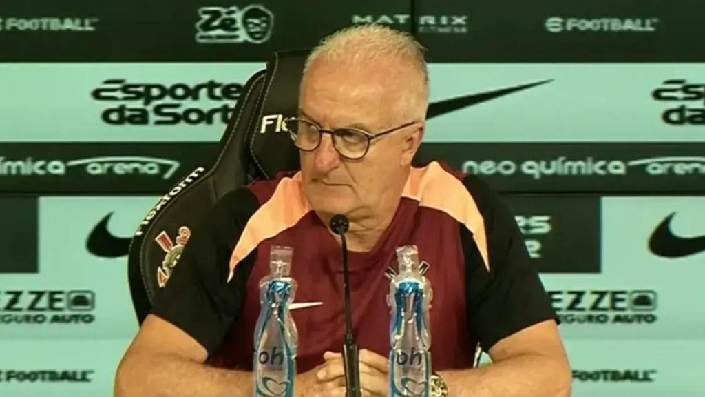 Salvo pelo Terrão, Dorival ressalta valor da base do Corinthians
