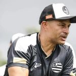 Alex no comando do Athletic, de São João del Rei (MG)