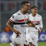 Alisson se declara ao São Paulo: 'Carinho enorme pelo torcedor'