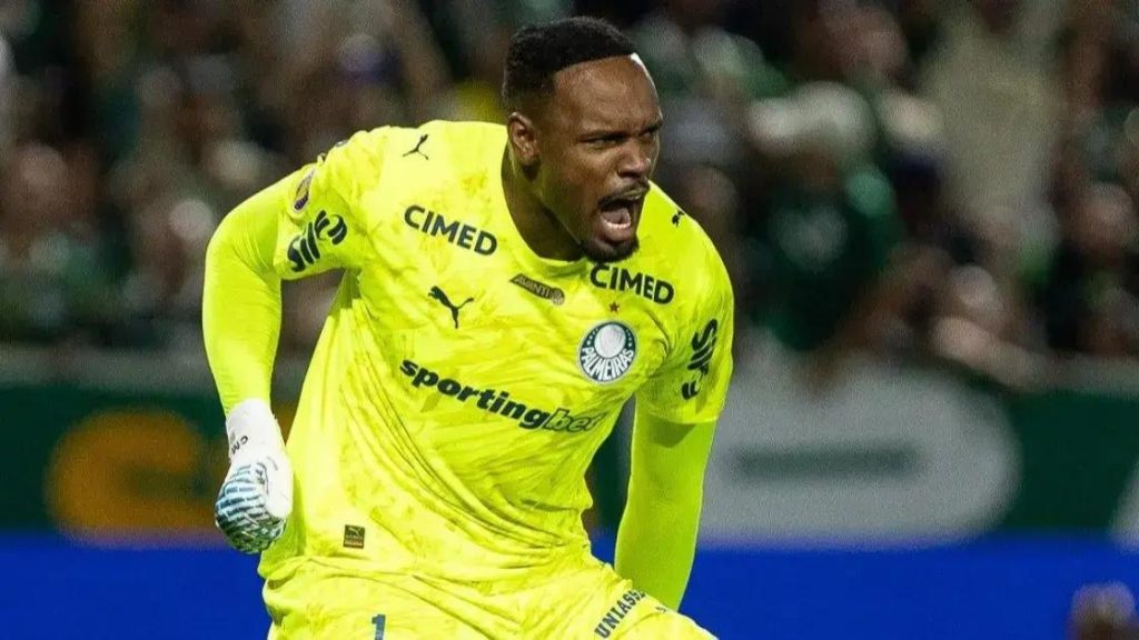Carlos Miguel pega pênalti, e Palmeiras abre vantagem na final