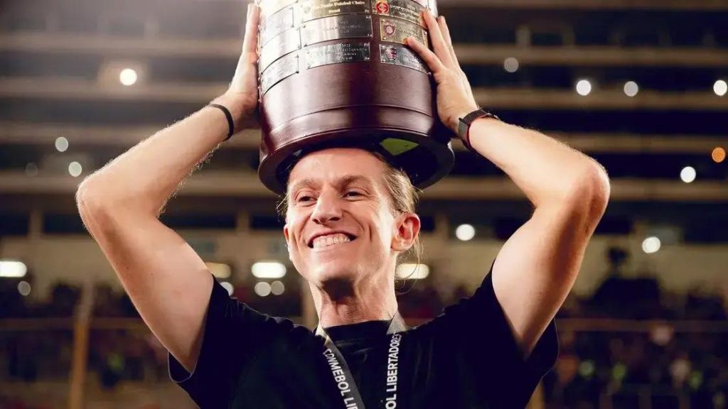 Filipe Luís foi demitido do Flamengo