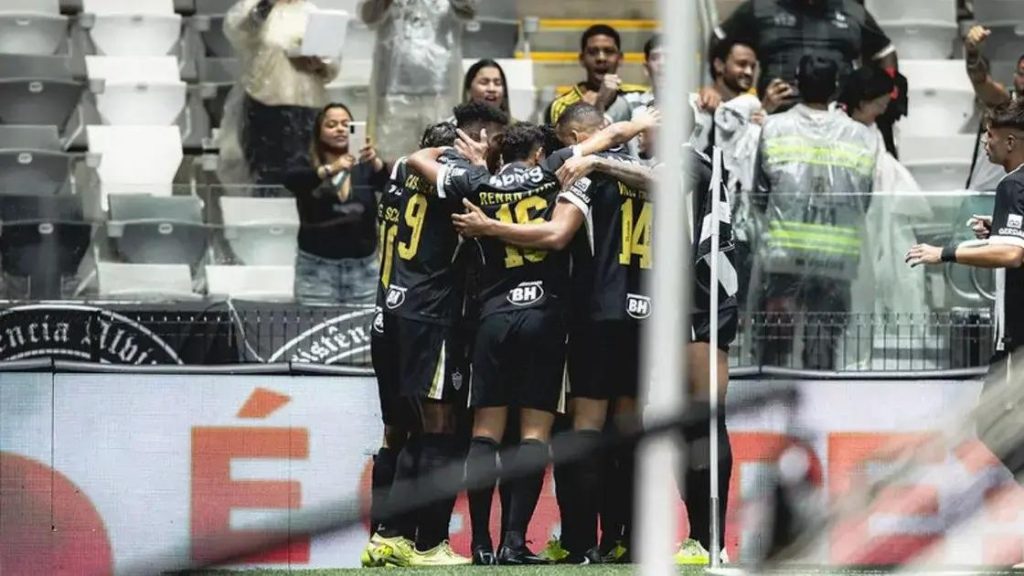 Gol relâmpago garante vitória do Atlético-MG contra Internacional