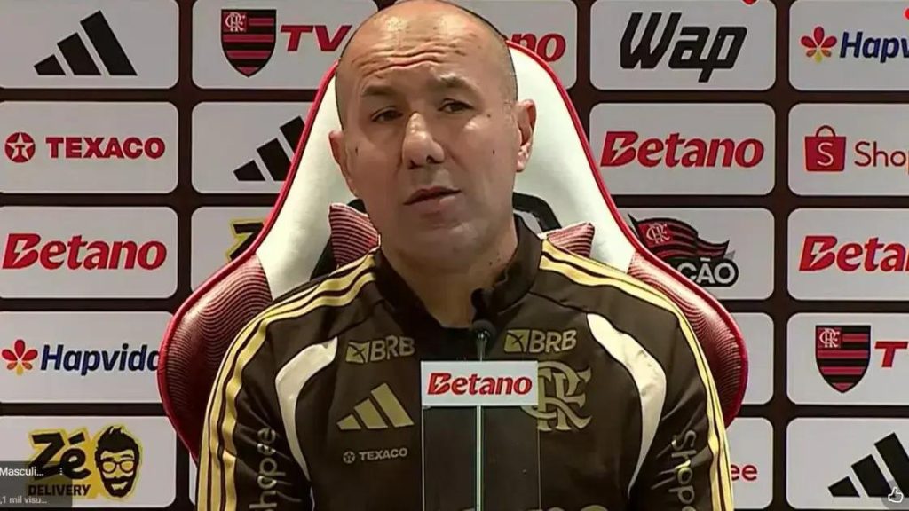 Leonardo Jardim em coletiva de apresentação no Flamengo