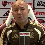 Leonardo Jardim em coletiva de apresentação no Flamengo
