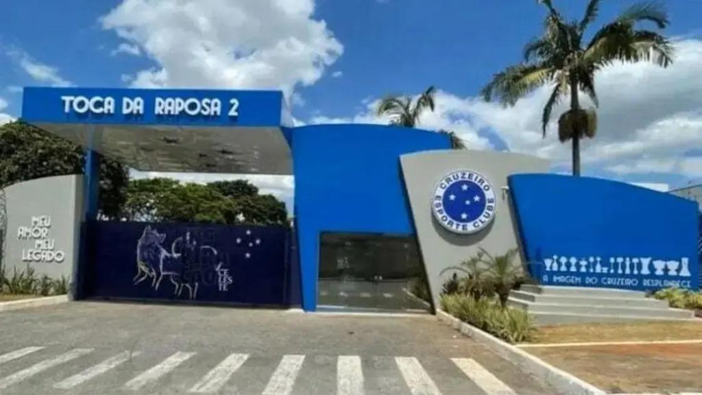 Muro da Toca da Raposa 2 é derrubado por temporal em Belo Horizonte