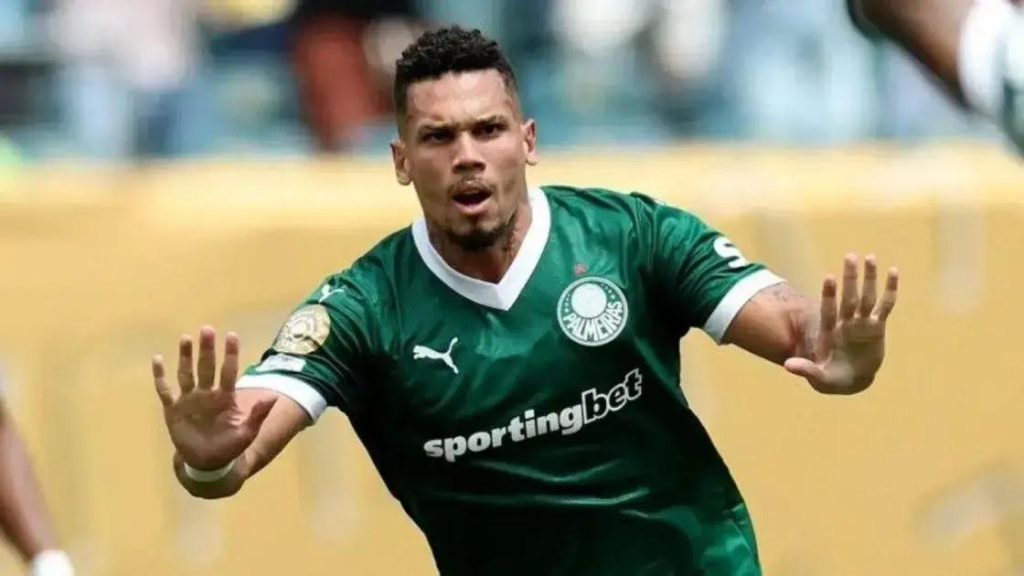 Paulinho projeta retorno aos gramados no Palmeiras